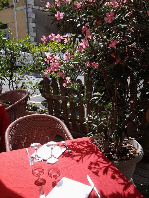 Hotel Restaurant Henri IV Оза Экстерьер фото